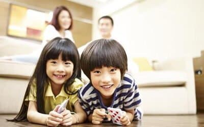 When do children usually lose their baby teeth?