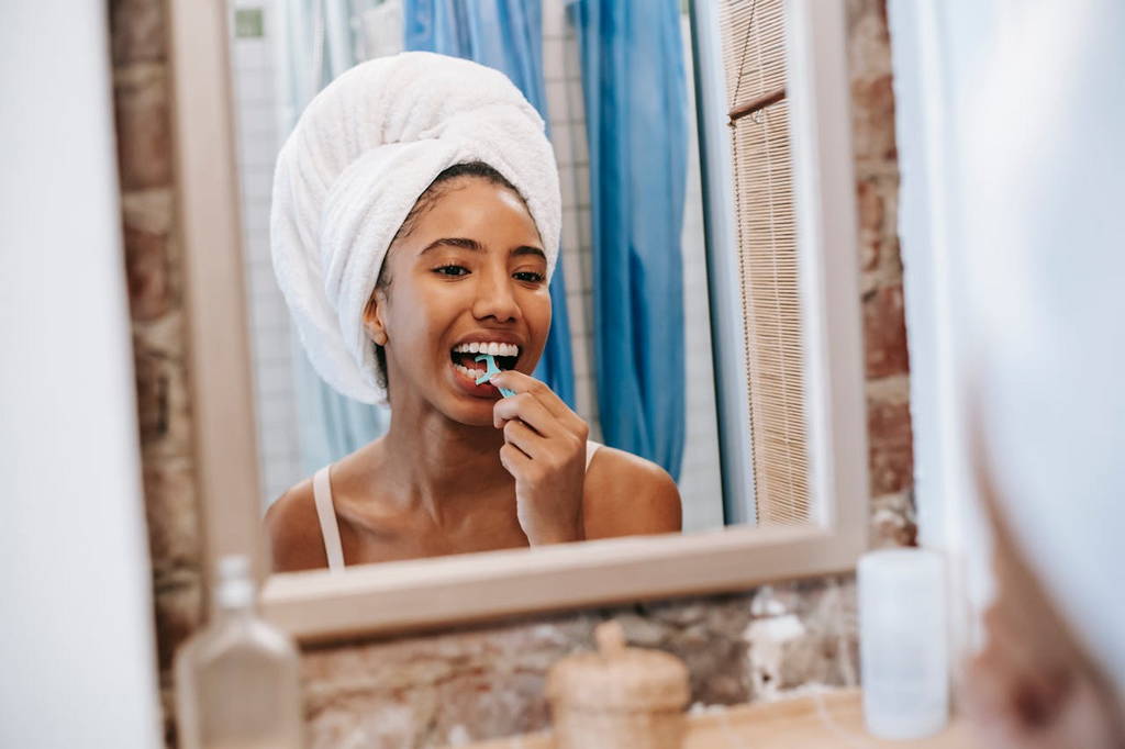 Dental Floss Risk of Stroke Dental Floss potentially minimizes the Risk of Stroke
